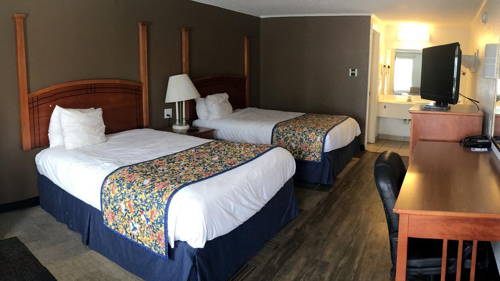 Americas Best Value Inn & Suites Jackson Exterior foto