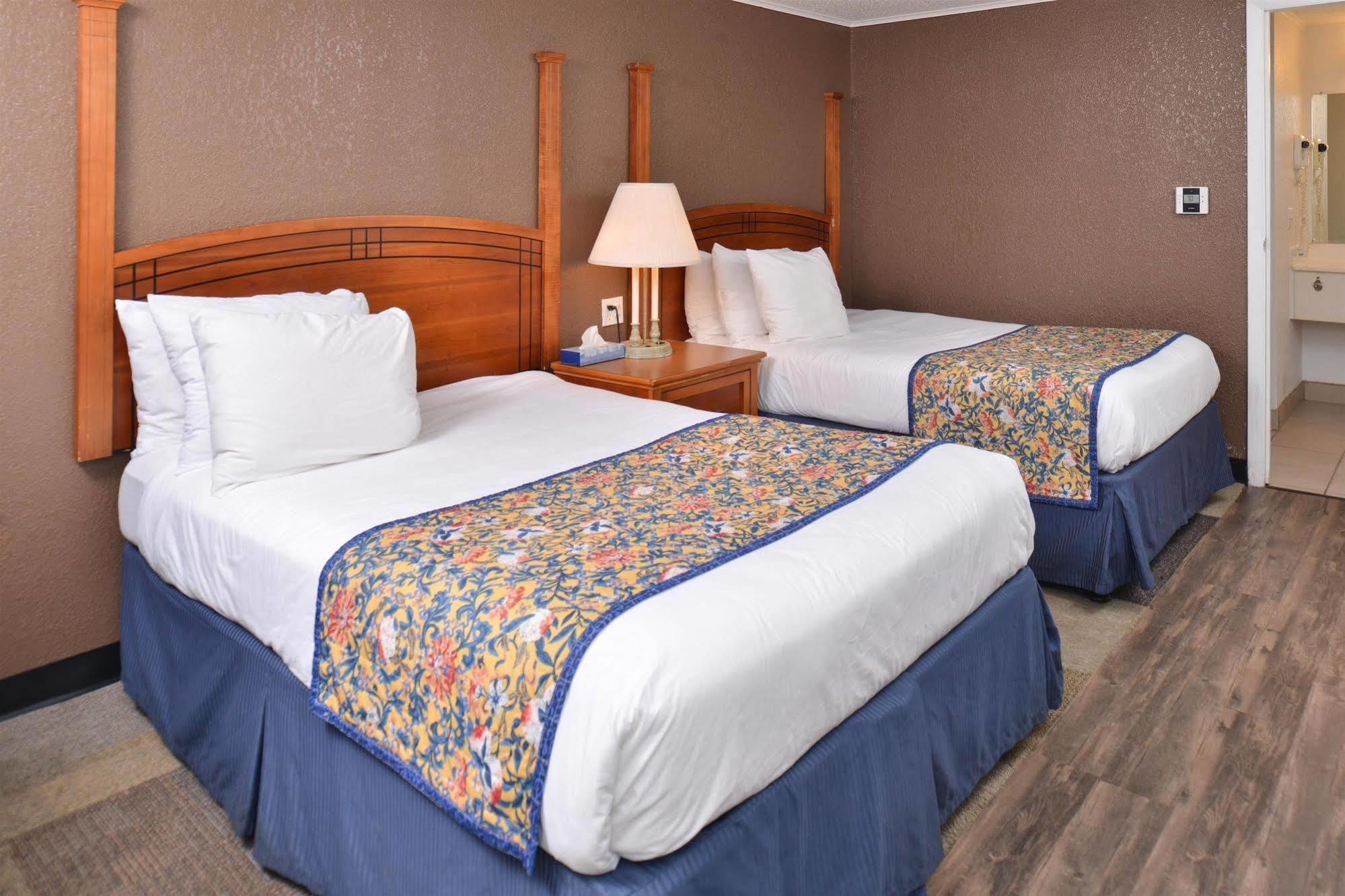 Americas Best Value Inn & Suites Jackson Exterior foto